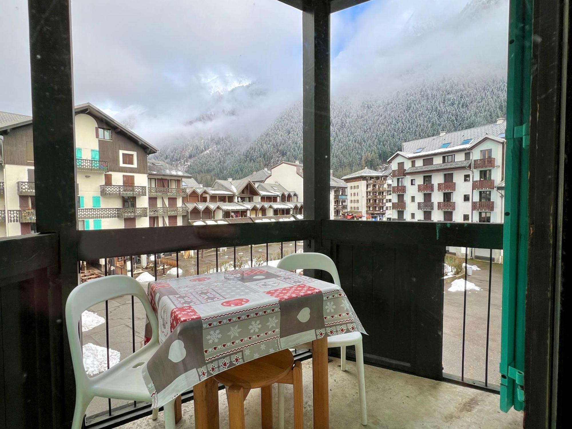 Le Balme Studio Wifi/Parking/Balcony Chamonix Exteriör bild