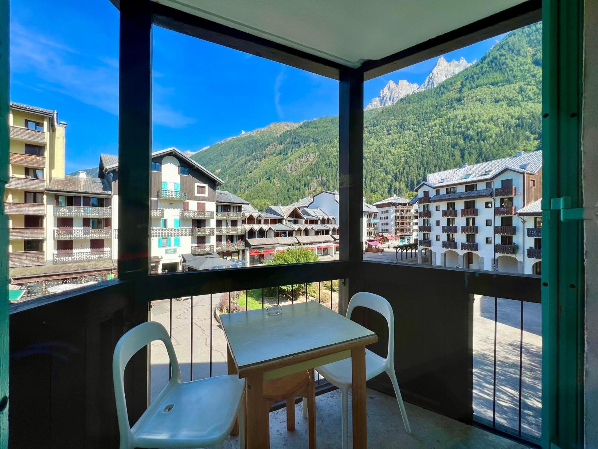 Le Balme Studio Wifi/Parking/Balcony Chamonix Exteriör bild